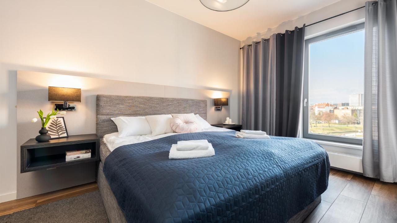 Flatbook - City Center Apartments Brabank With Parking Γκντανσκ Εξωτερικό φωτογραφία