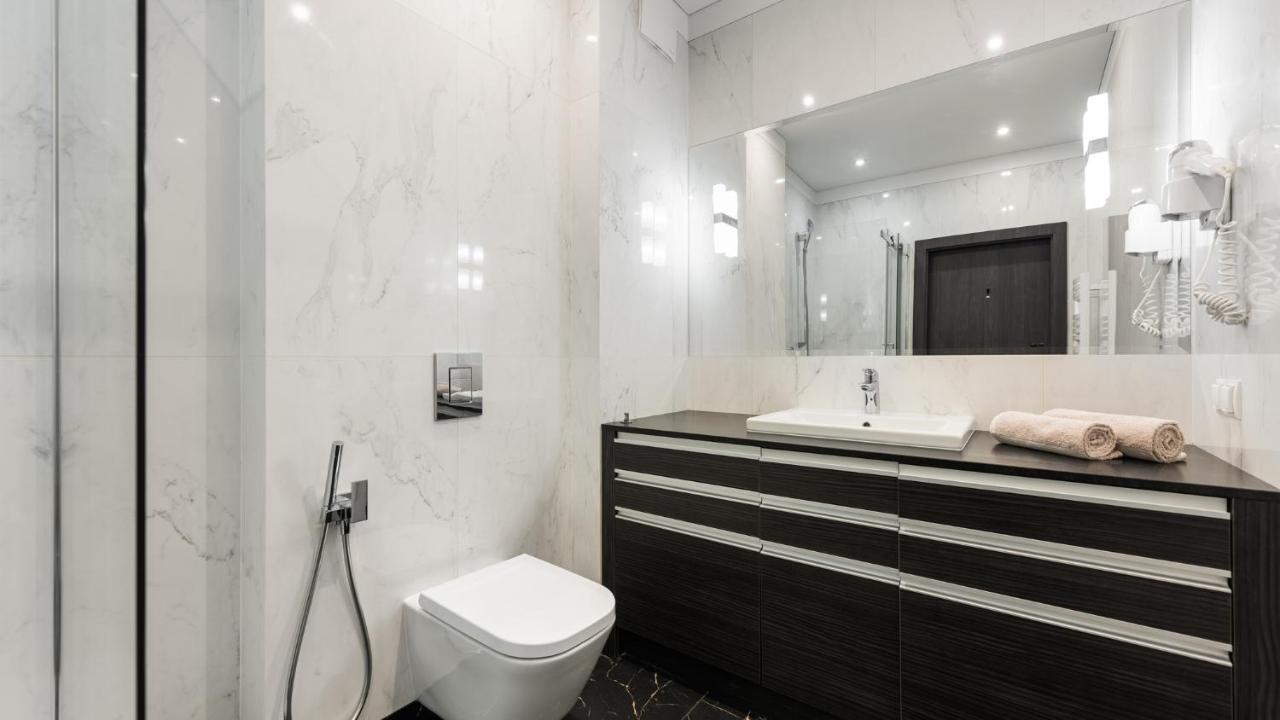 Flatbook - City Center Apartments Brabank With Parking Γκντανσκ Εξωτερικό φωτογραφία
