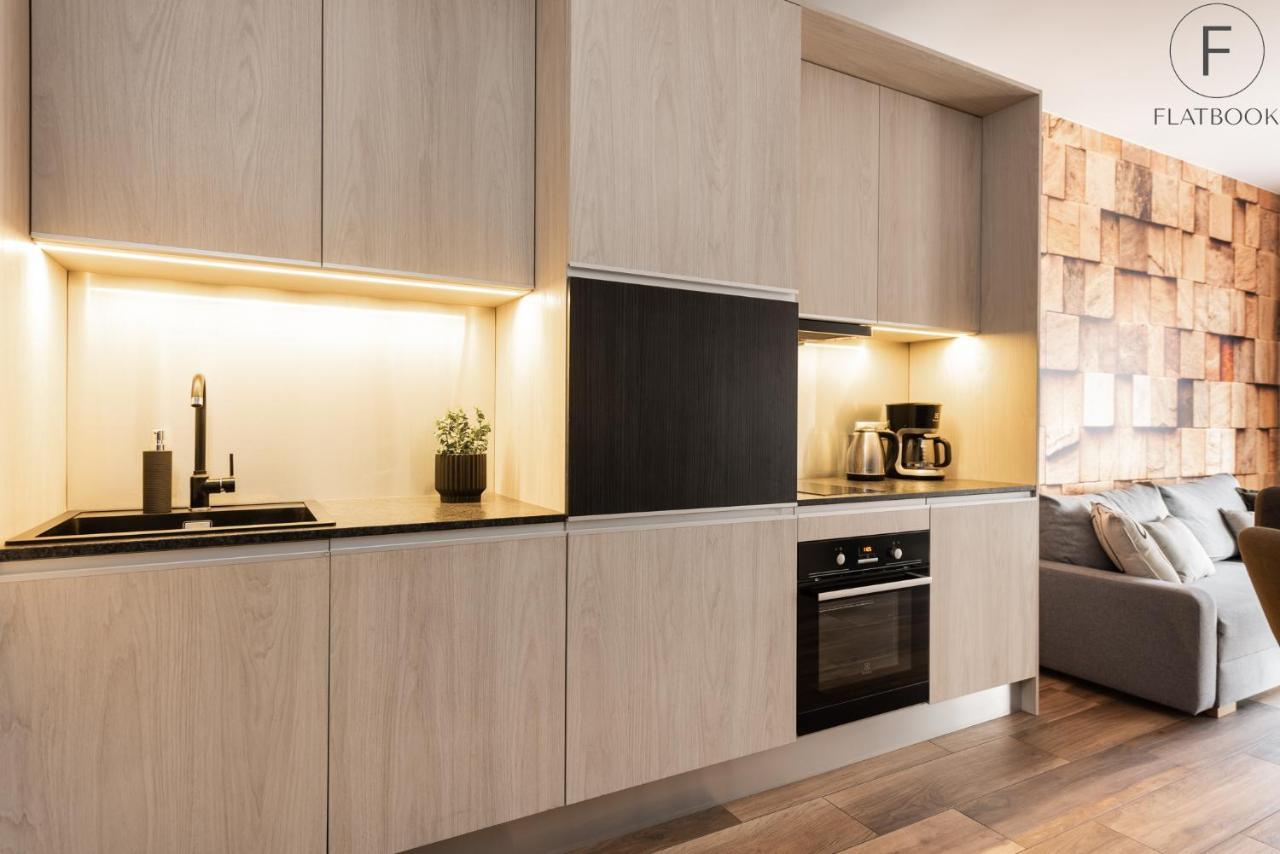 Flatbook - City Center Apartments Brabank With Parking Γκντανσκ Εξωτερικό φωτογραφία